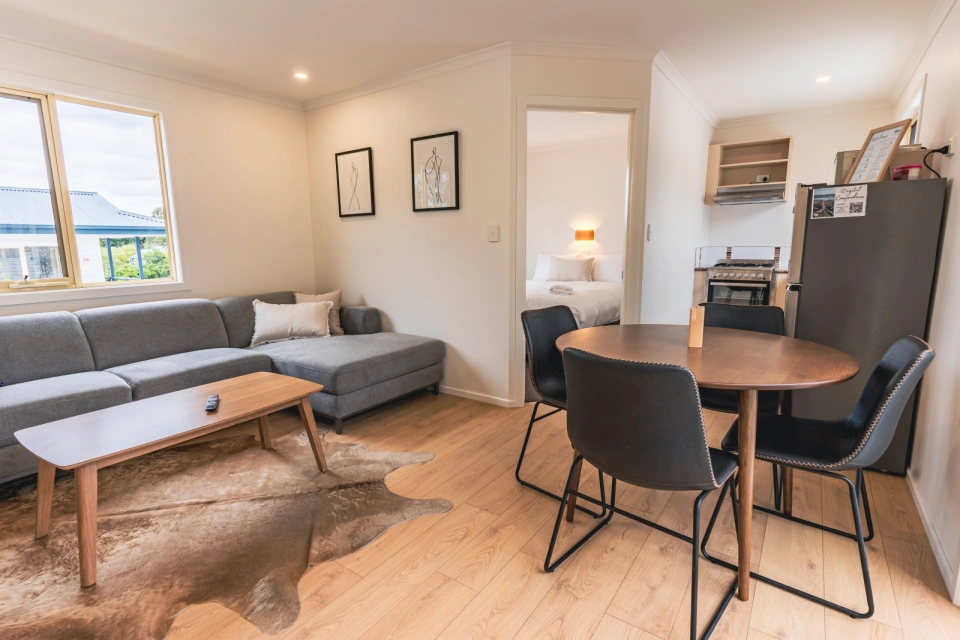 Superior Double Lounge small