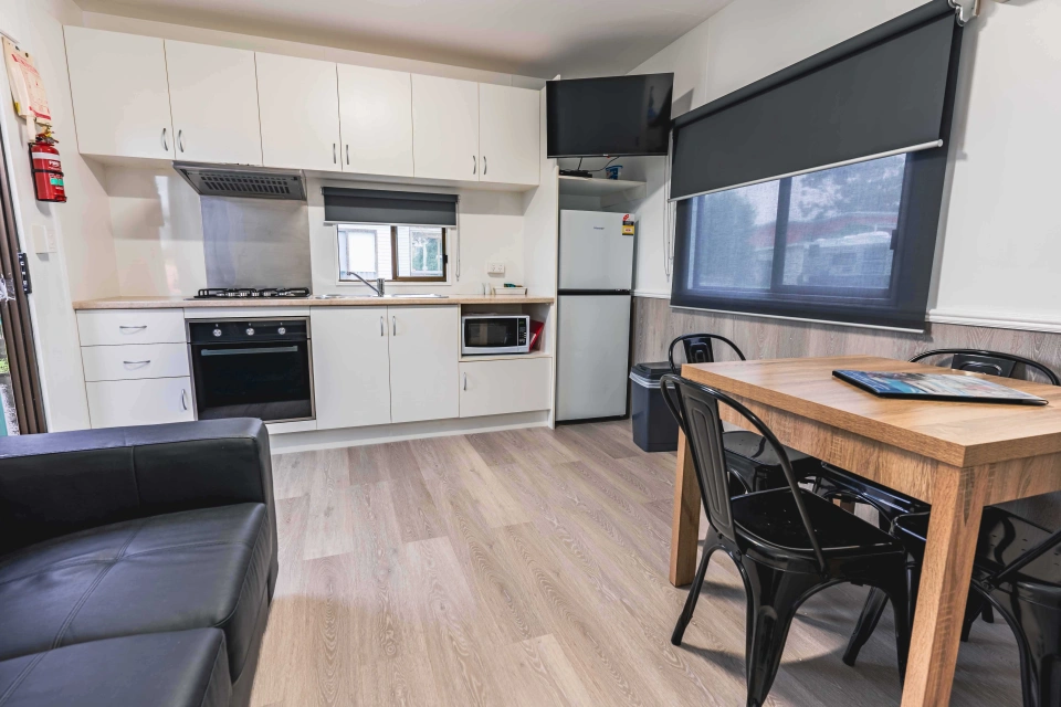 BIG4 ULV open plan cabin