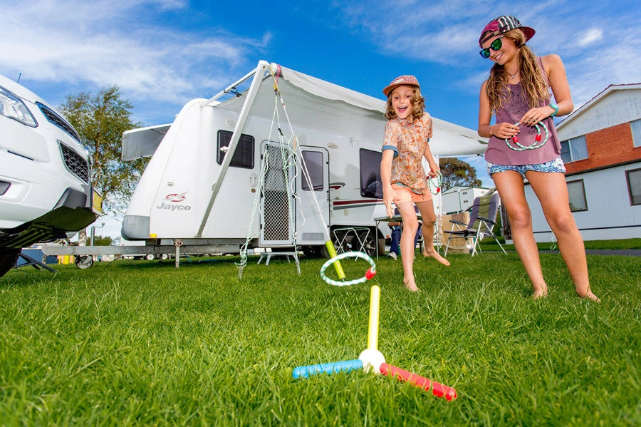 BIG4 Ulverstone Park Shots Happy campers 5 900px Nov 18 0007